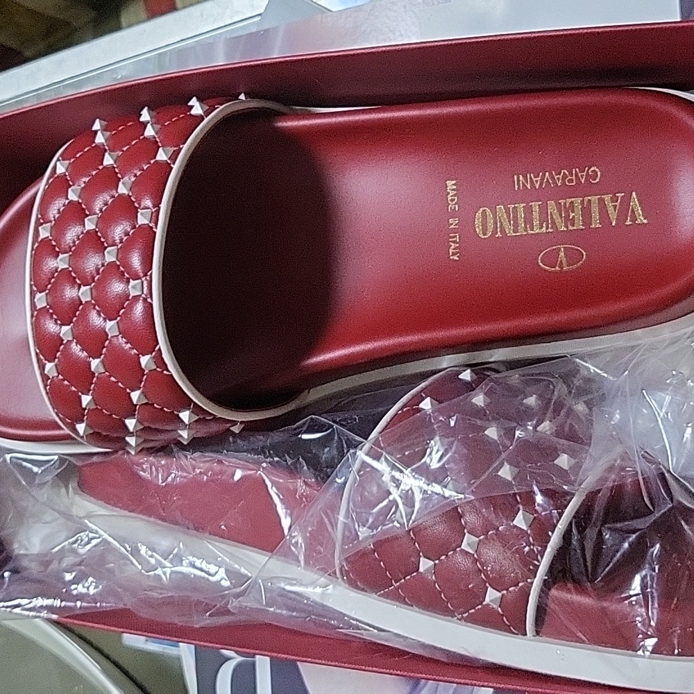 Valentino red sizes 8